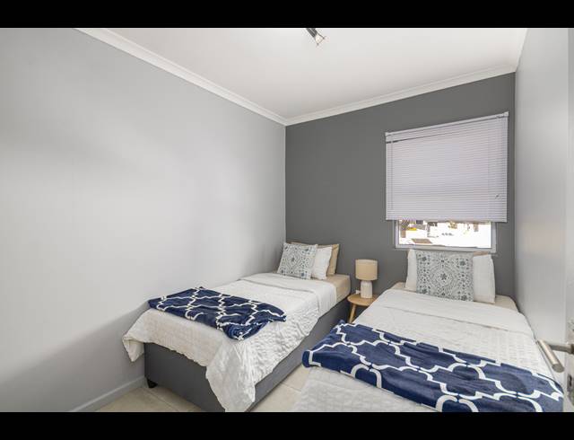 3 BEDROOM FREEHOLD TO LET IN TABLE VIEW